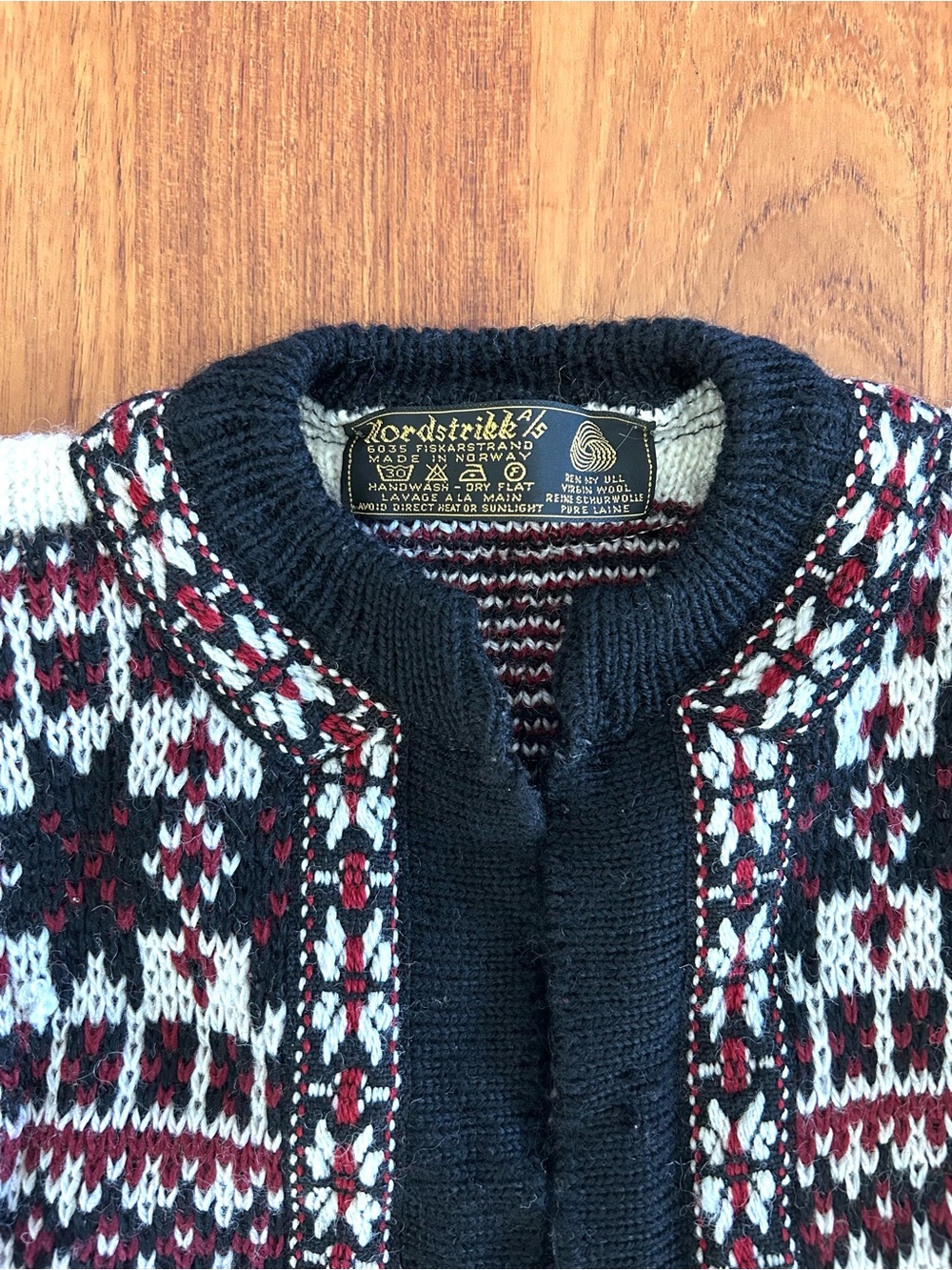 NORDSTRIKK Norwegian folklore Virgin Wool Knit Cardigan Sweater | Size 4 - Picture 3 of 8